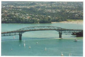 Harbour Bridge in Aukland, New Zealand